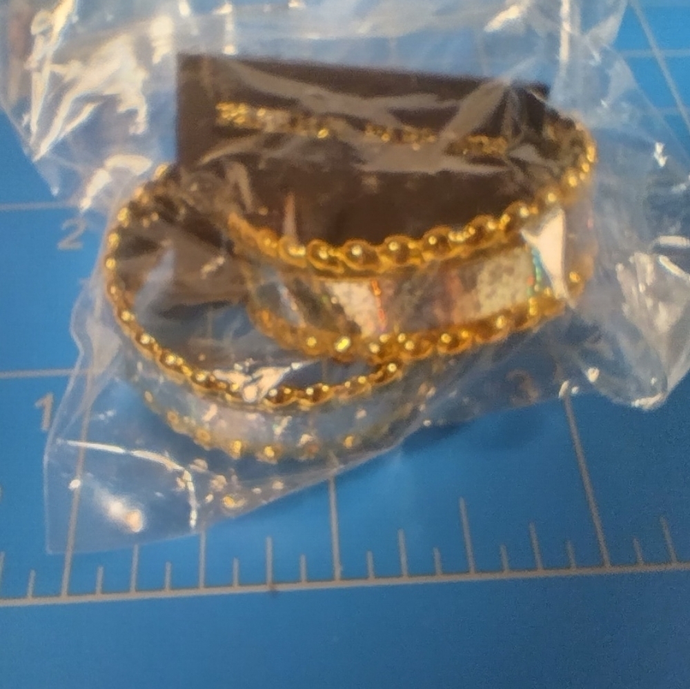 ๐3/$12 9 Pairs of BNWT Earrings Bundle! Various Styles, All For Pierced Ears. - Picture 14 of 15